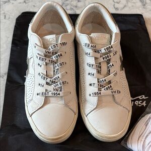 Vintage Havana White Sneakers with Printed Laces